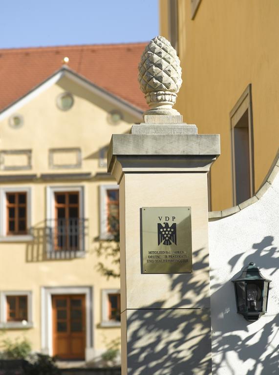 Отель Gastehaus Im Weingut Schloss Proschwitz Мейсен Экстерьер фото